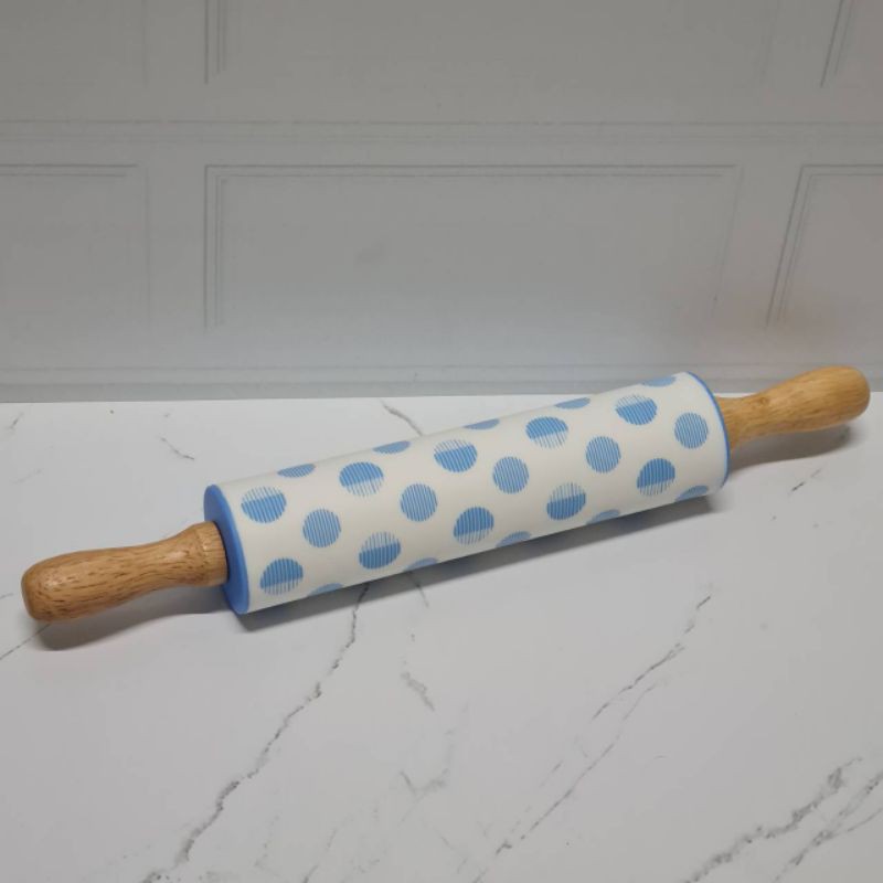 silicone rolling pin motif wooden handle / alat gilas adonan gagang kayu