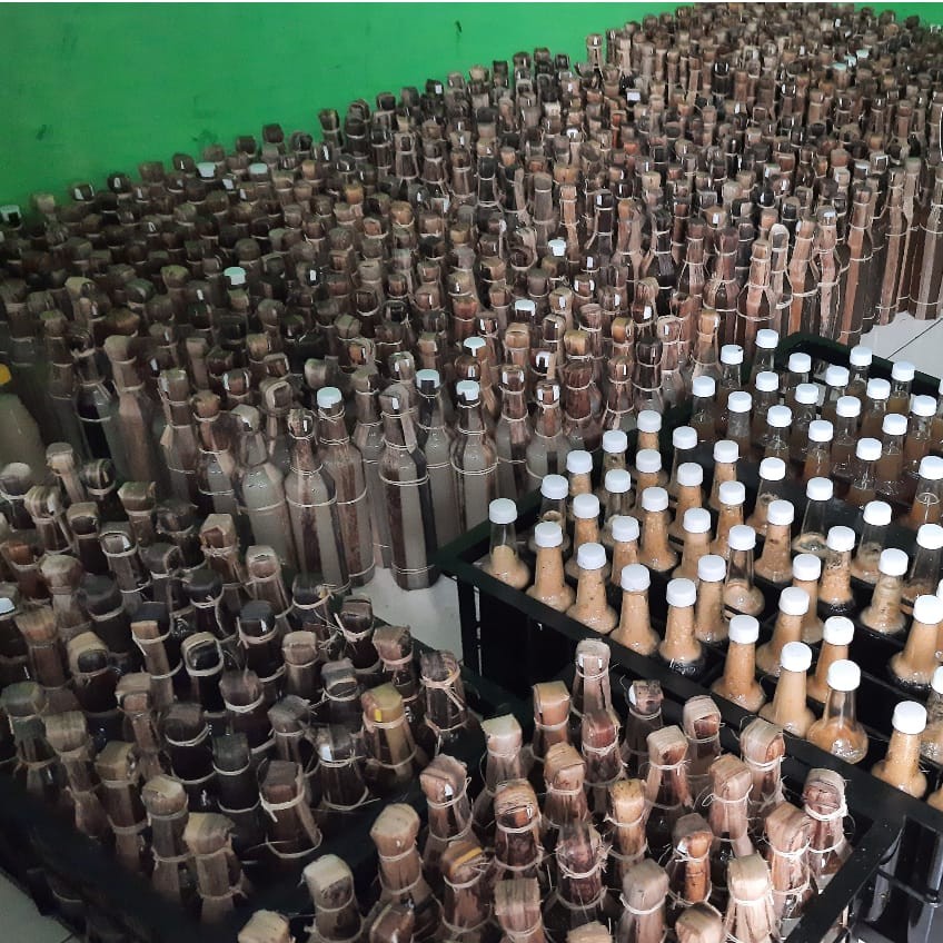 

Madu asli hutan liar pedalaman baduy 100% original