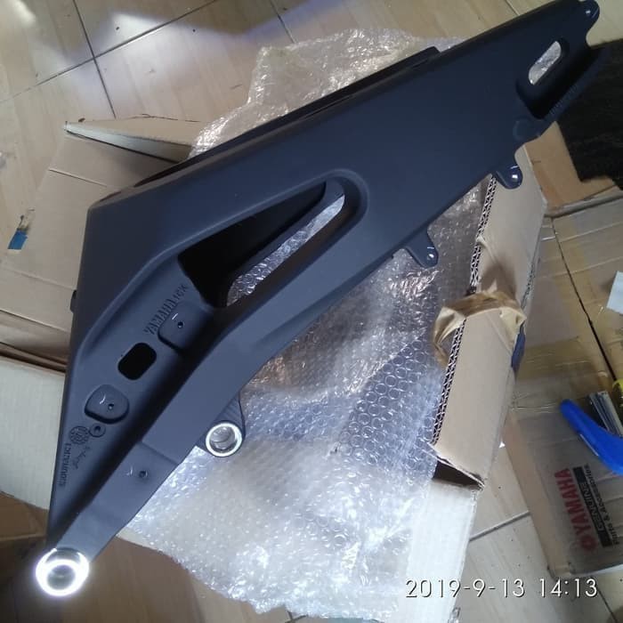 Jual SWING ARM BELAKANG ORIGINAL YAMAHA R15 V2 / REAR ARM COMP 1CK