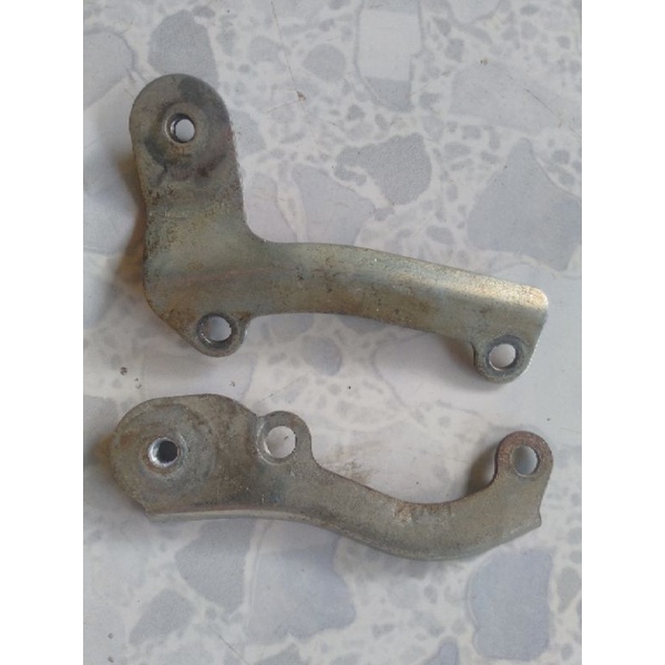 • Bracket sayap Kankir LR Second / bekas Copotan Suzuki Satria Fu facelift