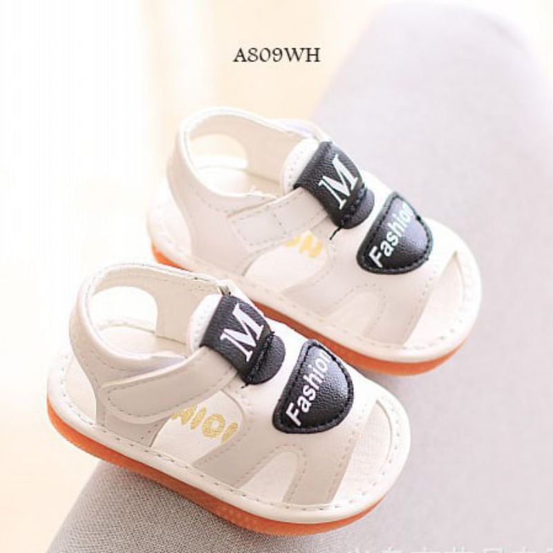 sepatu bayi bunyi/ sound baby shoes/ sepatu bayi cit cit import