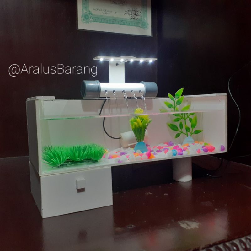 Aquarium Minimalis Fullset Dengan Filter Dan Lampu LED