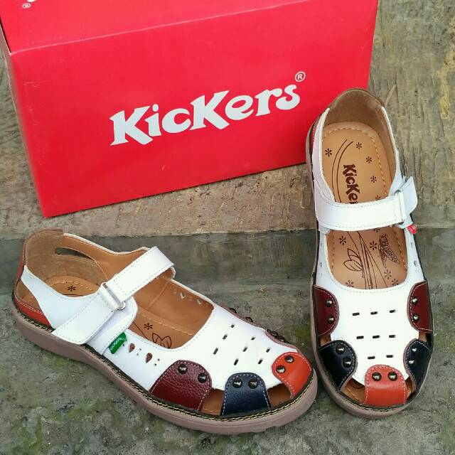 sepatu sandal kickers wanita
