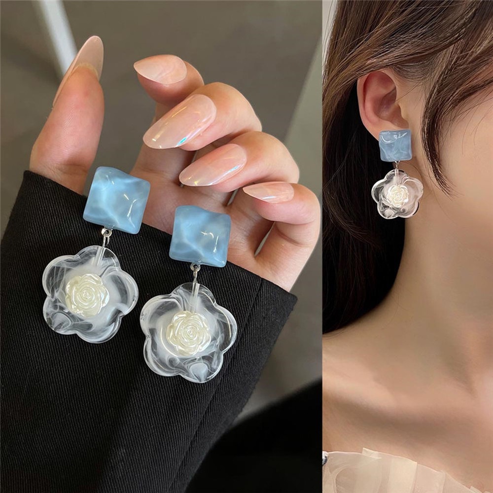 Anting Tusuk Motif Bunga Kecil Simple Warna Biru Untuk Wanita