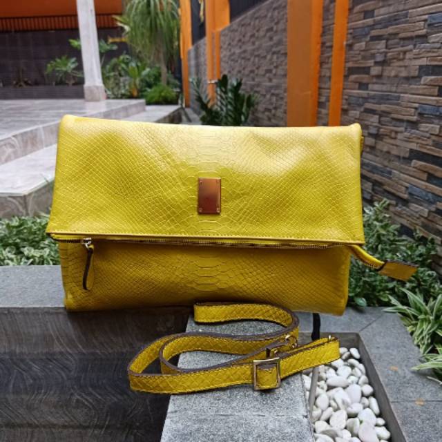 TAS WANITA MONZA BEYOND BEST