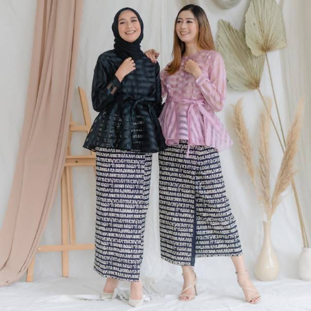 Elsie blouse organza warna dusty purple