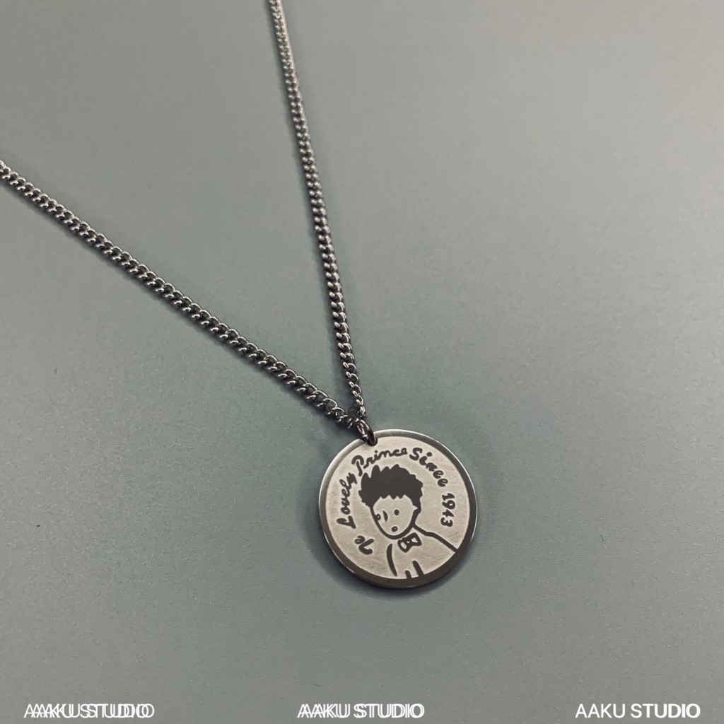 Kalung Rantai Dengan Liontin Bulat Motif Tulisan The Little Prince Gaya Hip Hop Untuk Pria / Wanita