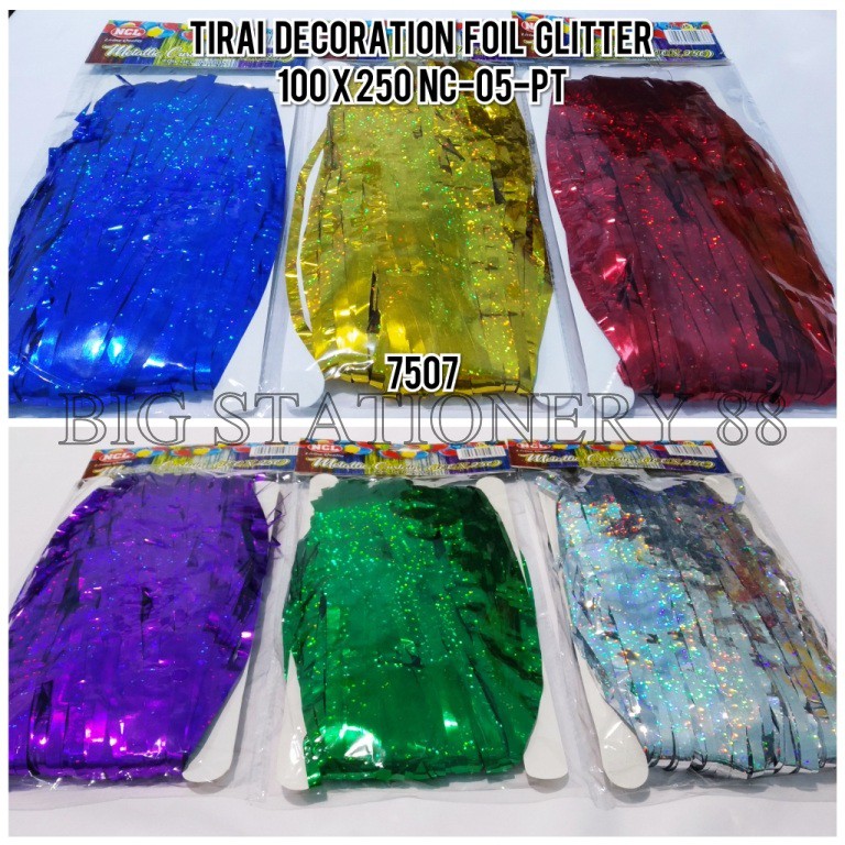 Tirai Dekorasi / Tirai Ultah / Tirai Foil Backdrop Rumbai Glitter