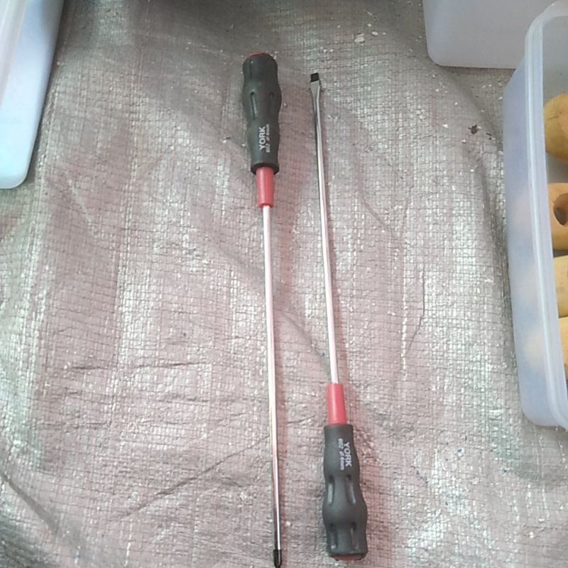 obeng York 4mm