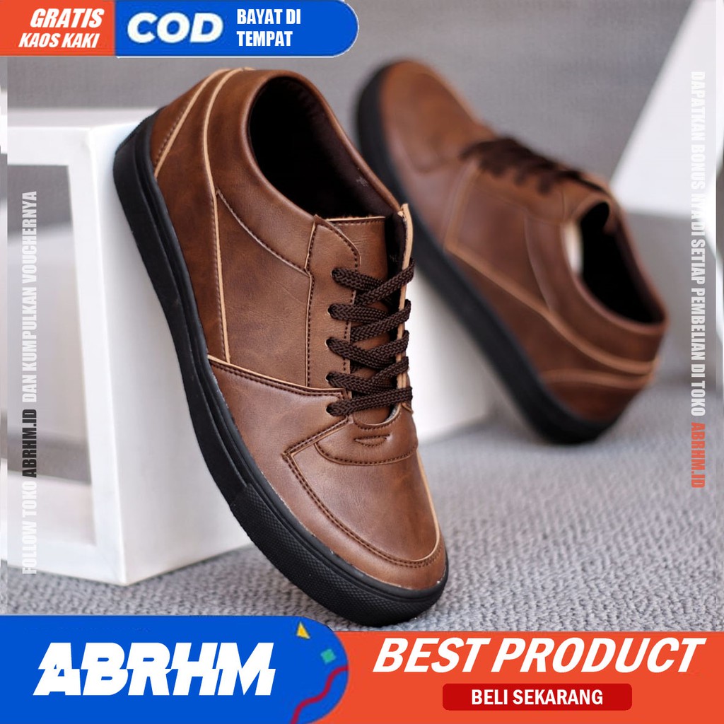 Sepatu Sneaker Pria Casual sneakers Sepatu Casual Pria Sepatu Pria Sneakers Sepatu Casual Cowo/Cowok Sepatu Kasual Semi Formal Kerja Kuliah Kondangan Gaya Santai Keren Kekinian Original Murah Terlaris