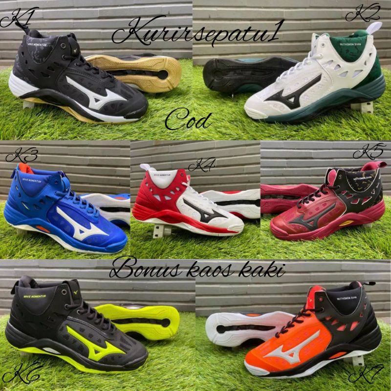  SEPATU  VOLI  VOLY MIZUNO MUMENTUM WAVE MID SEPATU  OLAHRAGA 