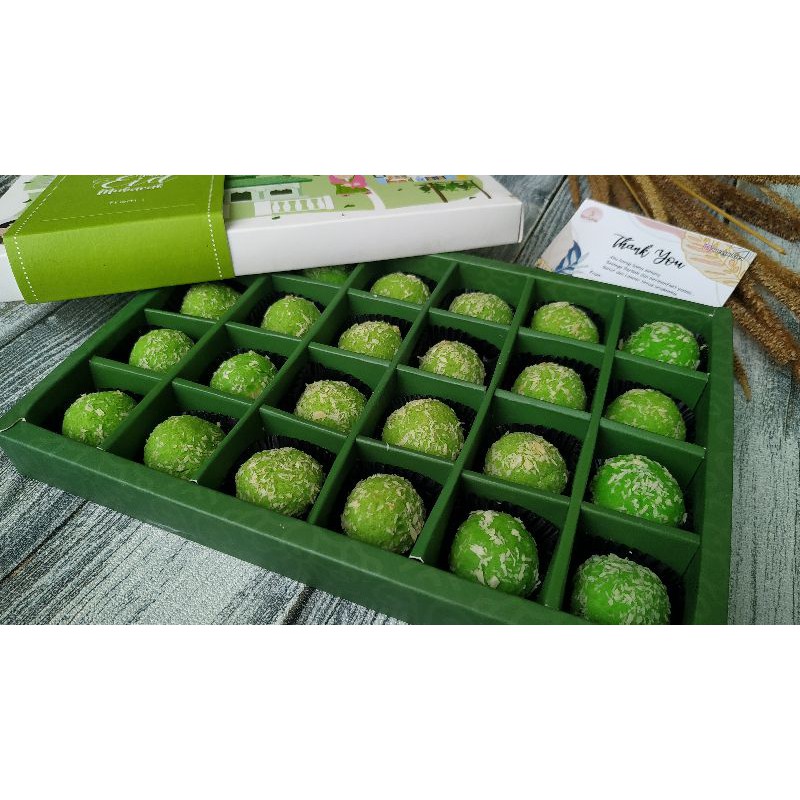 

HAMPERS PARCEL LEBARAN NASTAR KLEPON WISMAN