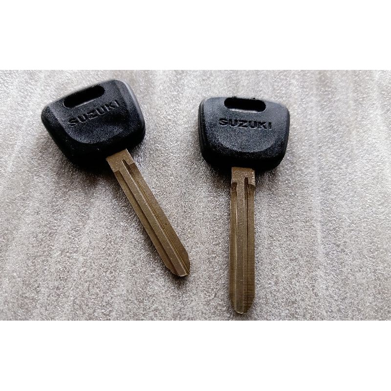 BAHAN duplikat kunci mobil suzuki escudo grand 2003-2006 baleno