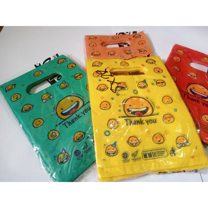 HD SMILE 15X22 ISI 100 LEMBAR / KANTONG PLASTIK SOFT HANDLE EMOJI KRESEK PACKING ONLINE OVAL