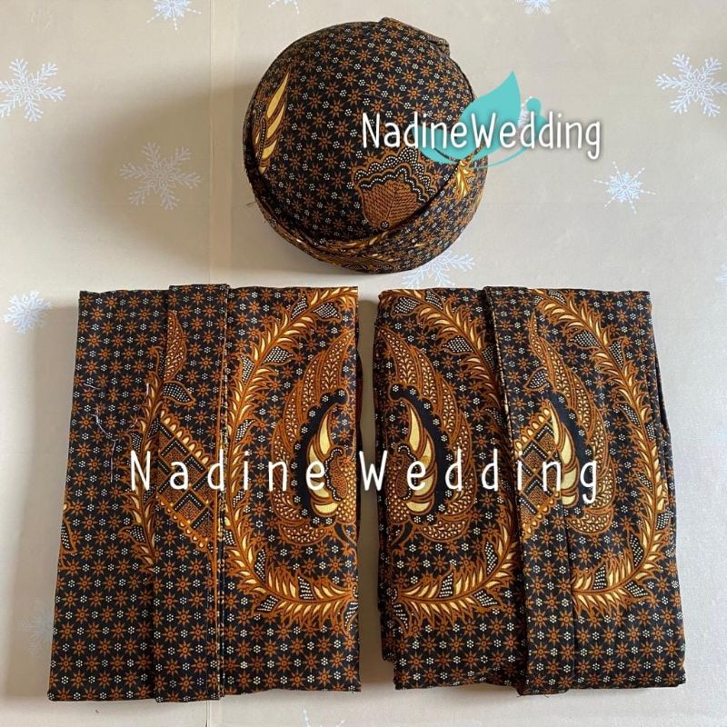 Sepasang Jarik Instan + Blangkon Solo, [Motif Truntum Merak]