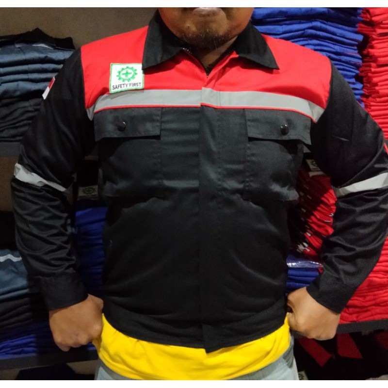 WEARPACK SAFETY / KEMEJA SAFETY / BAJU SAFETY LENGAN PANJANG / BAJU PROYEK KEREN / BAJU KERJA PRIA PROYEK / BAJU KERJA PIRA LAPANGAN / BAJU MEKANIK / BAJU WEARPACK / WERFAK PRIA KERJA / BAJU WEARPACK KERJA PROYEK / BAJU TAMBANG / HITAM MERAH