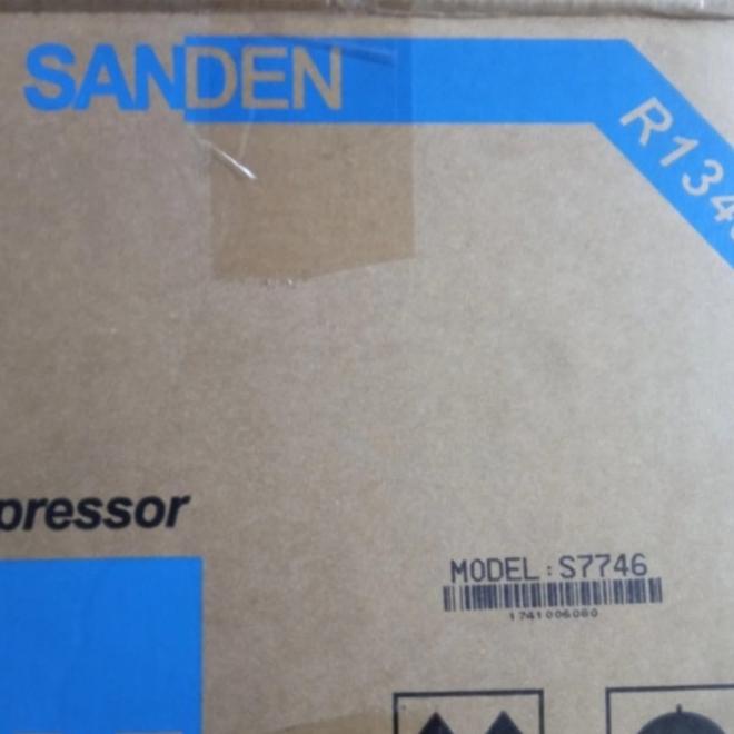 Kompresor Compressor Ac Ori Mobil Truk Volvo 8Pk 8 Pk 180Mm Original