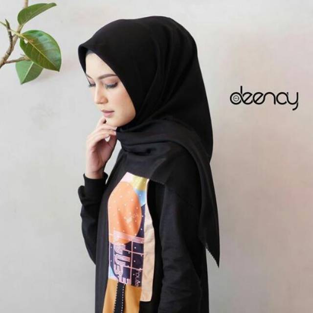 Hijab voal ultrafine polos Deenay liza hitam