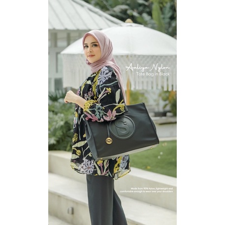 Buttonscarves Aaliya Nylon Tote Bag