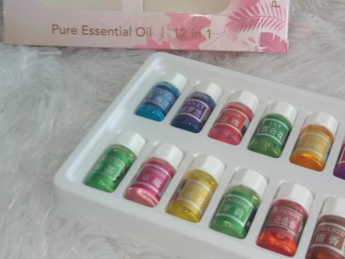 Set Spa Pure Aroma Essential Oil Fragrance Aromatherapy isi 12 Pcs 3ml