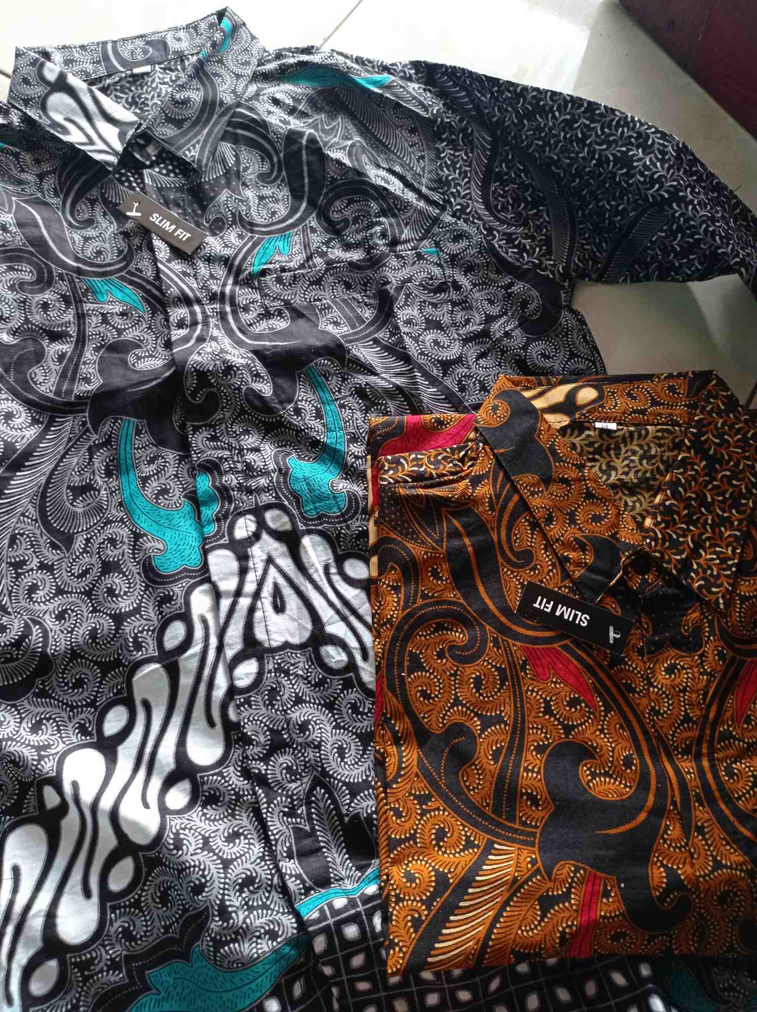 Kemeja Batik Slimfyt Khas Butik Pria Lengan Panjang