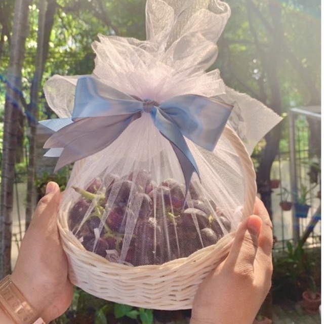 

Autumn Seedless Grapes Hampers