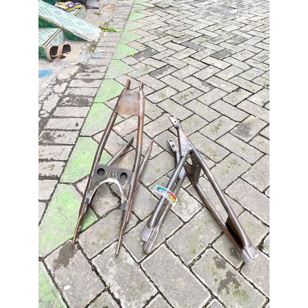 BUNTUT MJS SAMBUNGAN RANGKA CB GL100 PRES BUNTUTAN NGANJUK MJS