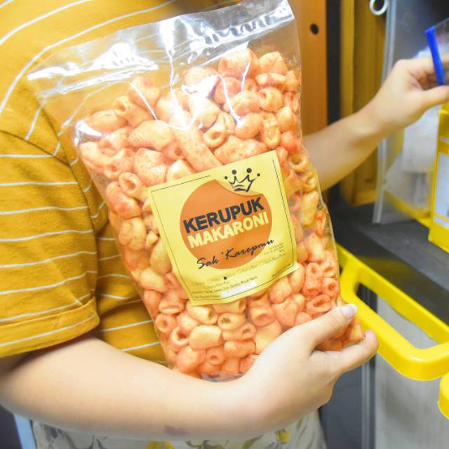 

Kerupuk Makaroni Sak'Karepmu