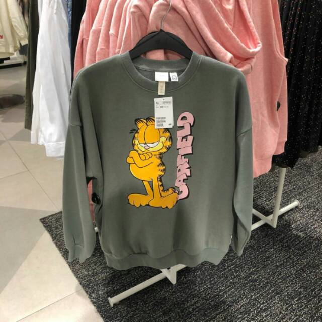 h&m garfield sweater