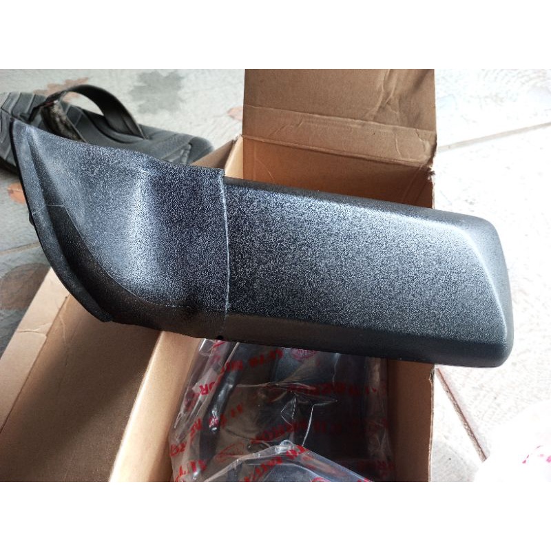 spion charade g11 sebelah kiri