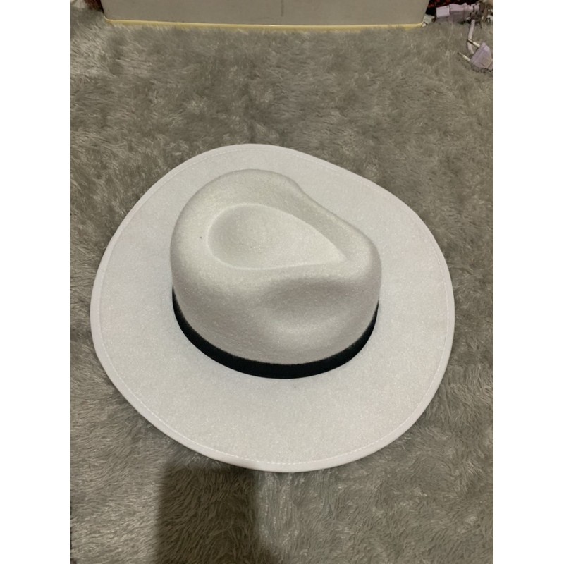 Preloved Topi Fedora Lebar