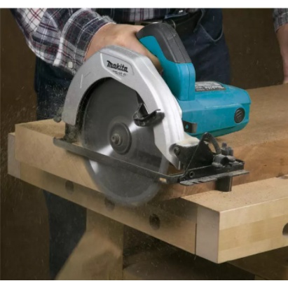 Makita Mesin Gergaji Pemotong Kayu Listrik / Circular Saw Circle 7&quot; M5801B