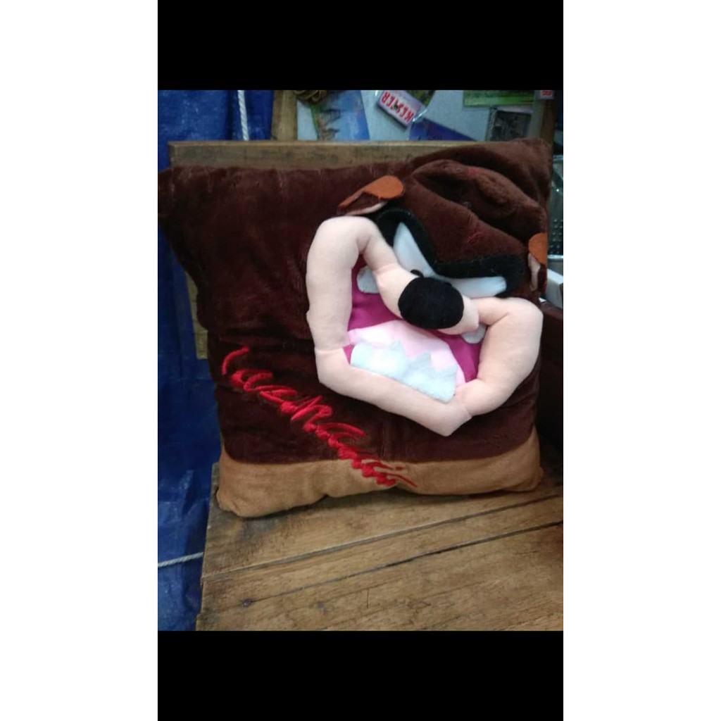 BANTAL BONEKA TAZMANIA DAKRON 30 x 30 cm SOUVENIR JOGJA KADO WISUDA MURAH