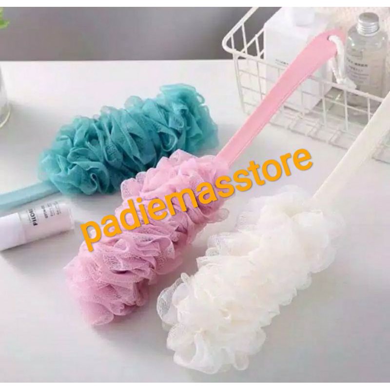 Shower puff gagang panjang/spons mandi gagang
