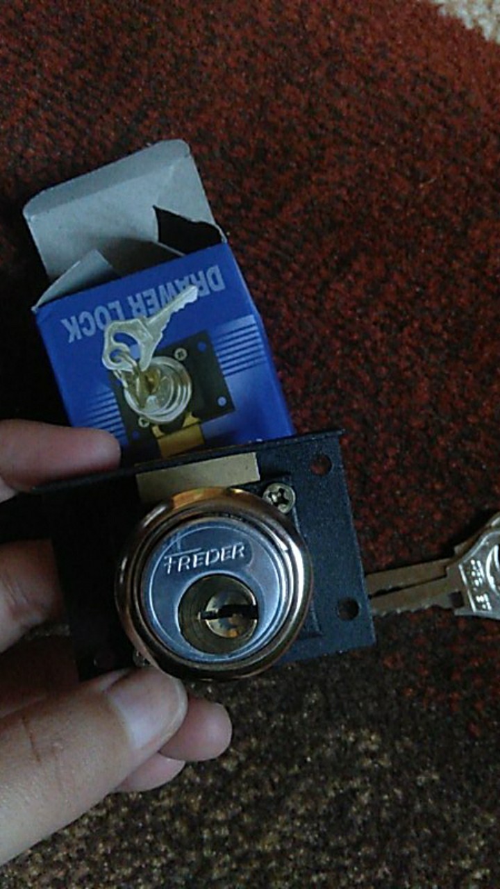 Freeder Kunci Pintu Lemari Laci Loker 808