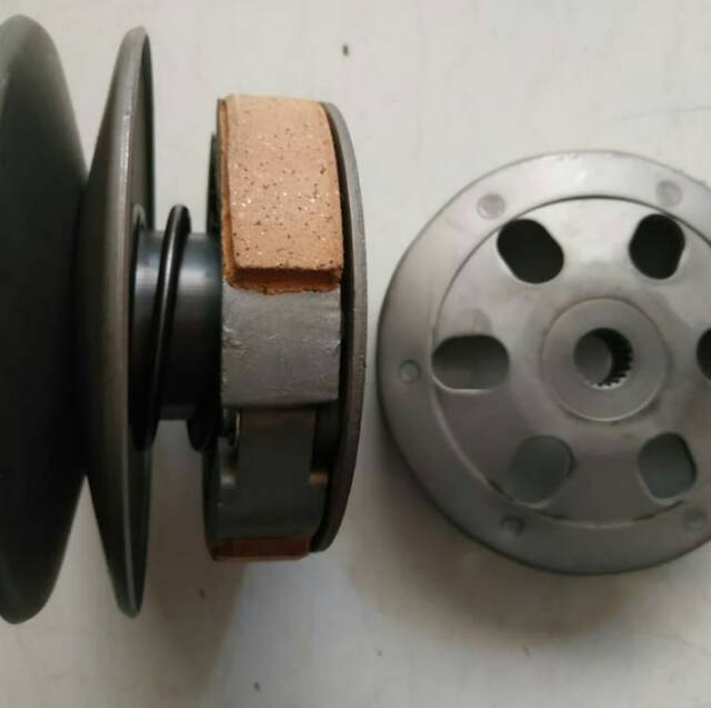 PULLY BELAKANG ASSY BEAT KARBU / SCOOPY KARBU / SPACY KARBU