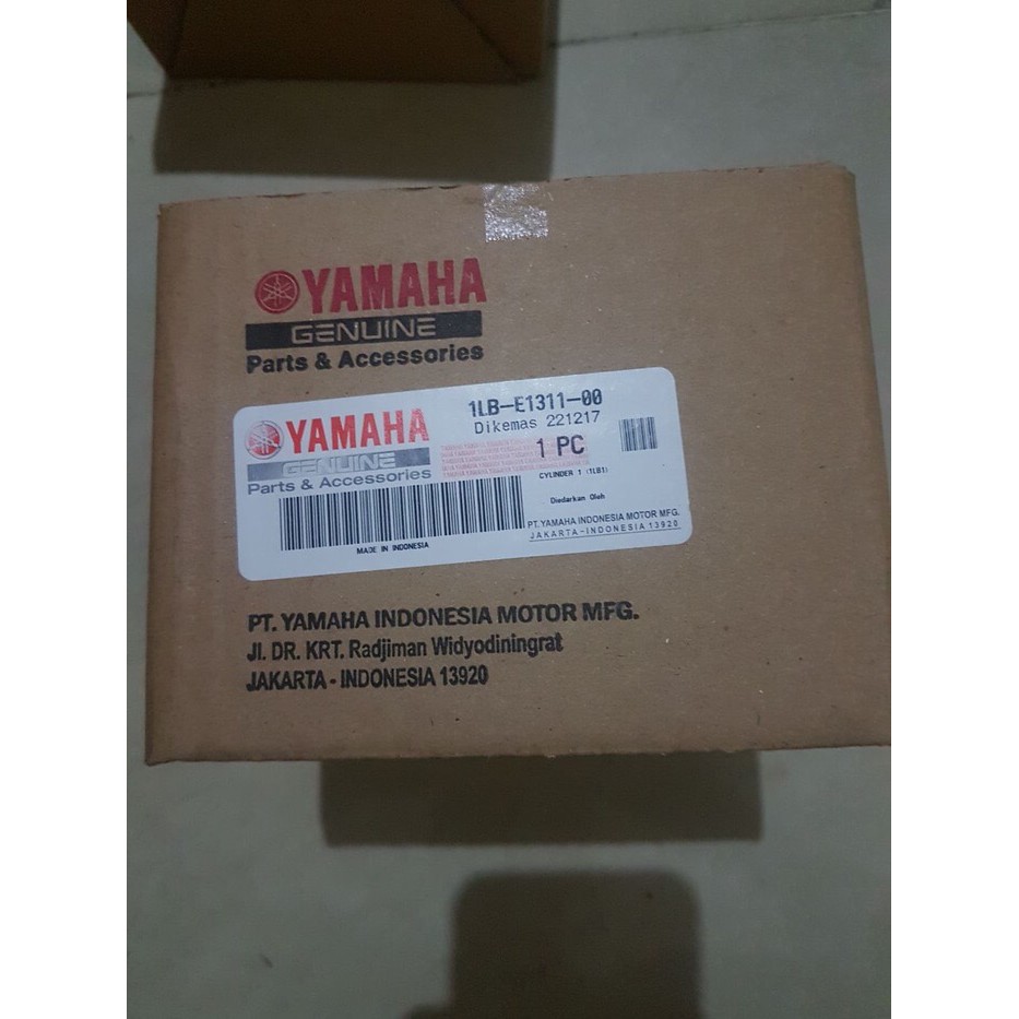 2m BLOK YAMAHA XEON RC 1LB-E1311-00
