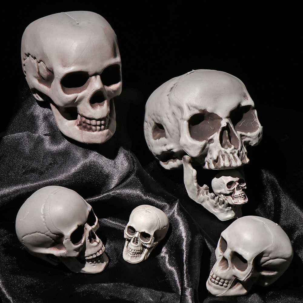 1pc Tengkorak Manusia Terrible Model Gantung All Size Untuk Dekorasi Pesta Halloween