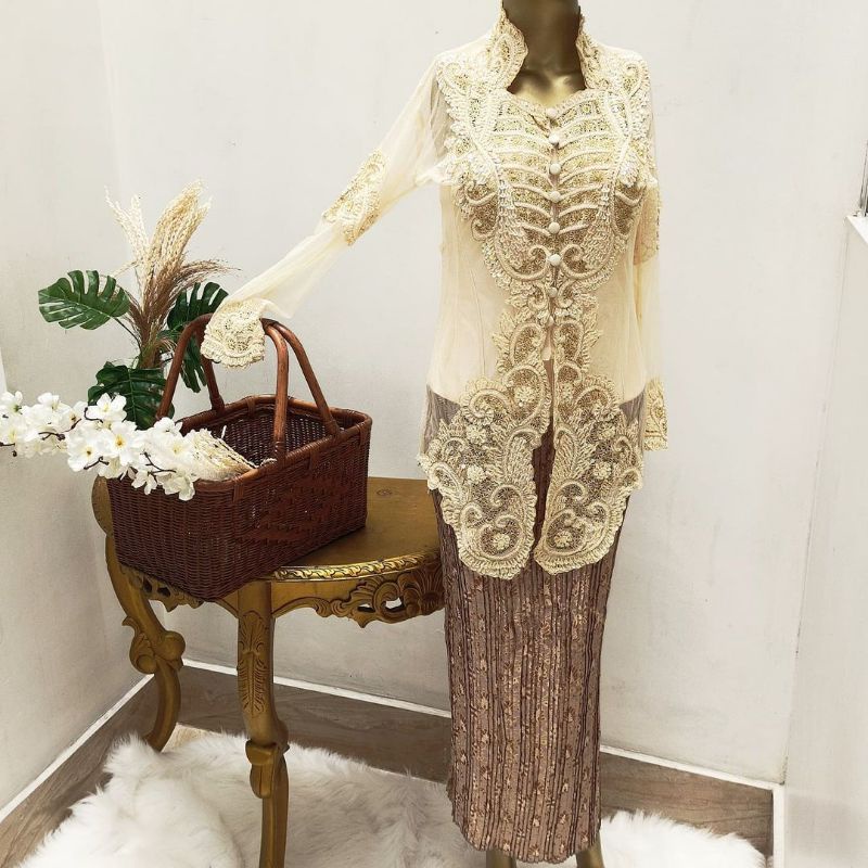 KEBAYA BIG SIZE PETITE NGANTEN PENGANTIN PINK SALEM FORMAL GOLD MODERN WISUDA SEWA PUTIH PASTEL KEBA