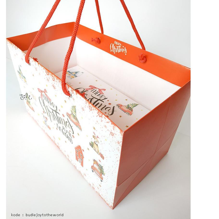 

K-8 (PPRBAG.JOYTOTHEWORLD) paperbag natal christmas iamcili 27x14.5x17 ❁