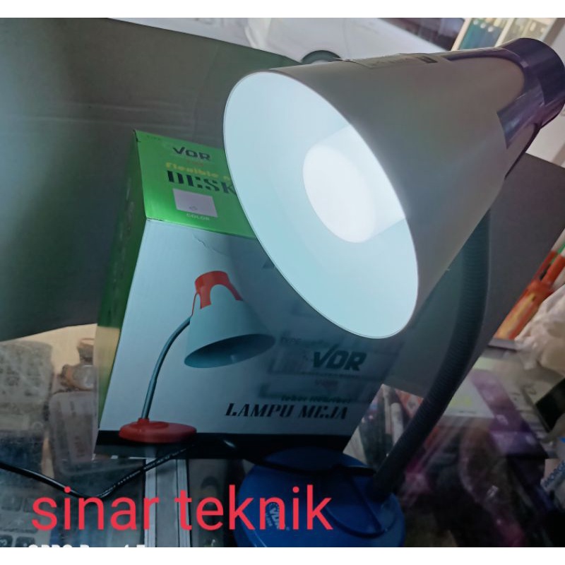 Lampu belajar/lampu meja VDR
