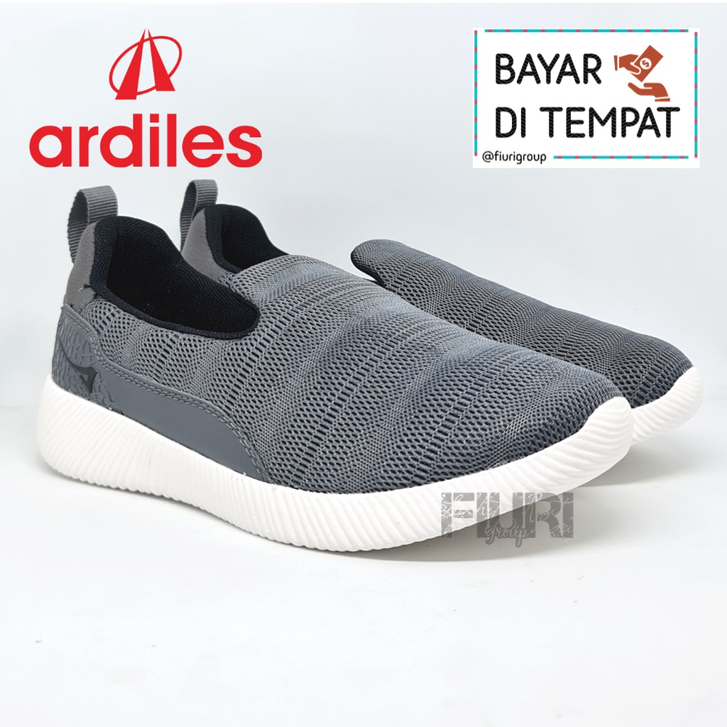 FIURI - Ardiles Original - Cagiva Abu-Abu 39-44 - Sepatu Olahraga Pria - Sepatu Slip On Pria Cowok - Sepatu Jogging Senam Lari  Laki-Laki - Sepatu Santai Cowok Pria - Sepatu Sekolah - Sepatu Sneakers Pria - Sepatu Kets Pria - Sepatu Promo Murah