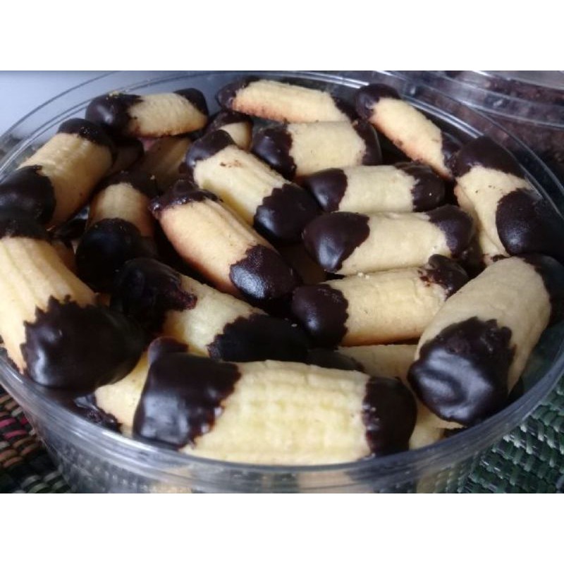 

kue kering coklat finger ukuran 250 gram, 350 gram, dan 500 gram