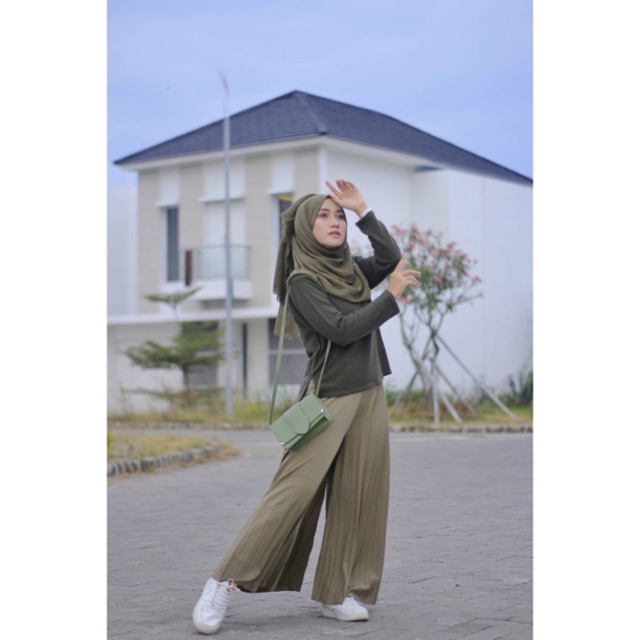 CELANA KULOT PLISKET FASHION MUSLIM ABG MURAH PLEATED PANTS POLOS MAYUNG PLISKET SUPPLIER