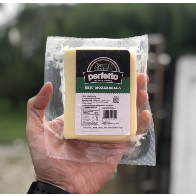 

Perfetto Mozarella 250gr kemasan pabrik