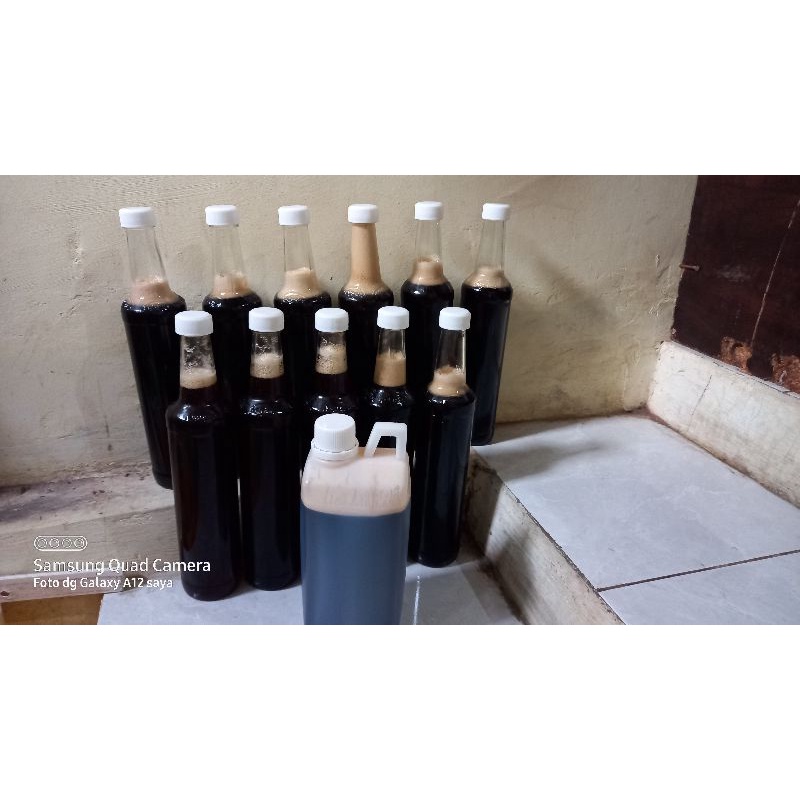 

MADU ASLI DARI HUTAN UJUNG KULON PANDEGLANG BANTEN,MADU ODENG,MADU NYIRUAN MADU HUTAN MADU MURNI