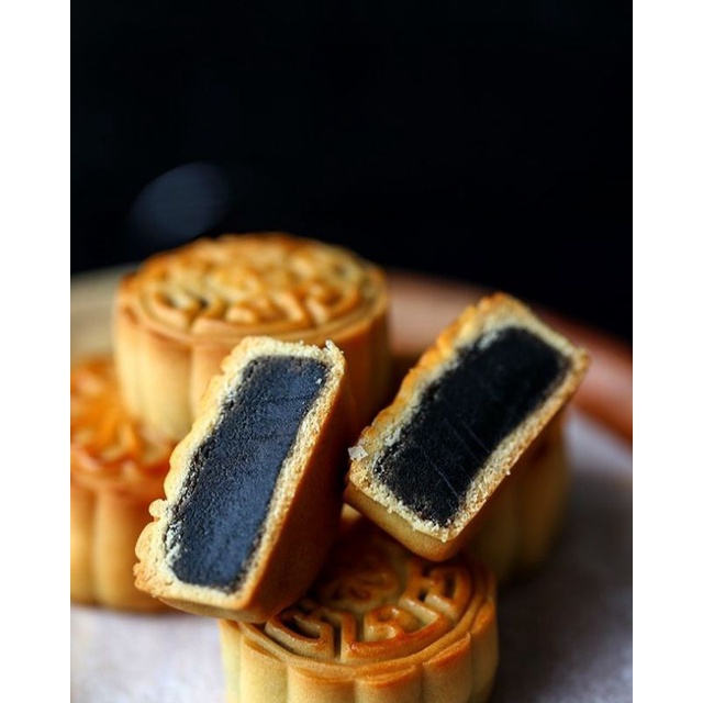 

mooncake kue bulan kacang hitam kacang hijau durian vegetarian