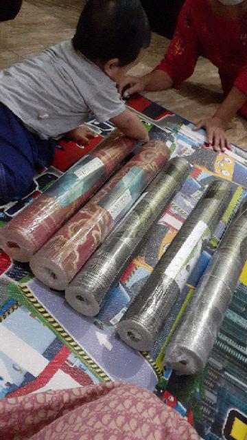 Wallpaper Dinding Bulat Lingkaran Abu Abu Elegan