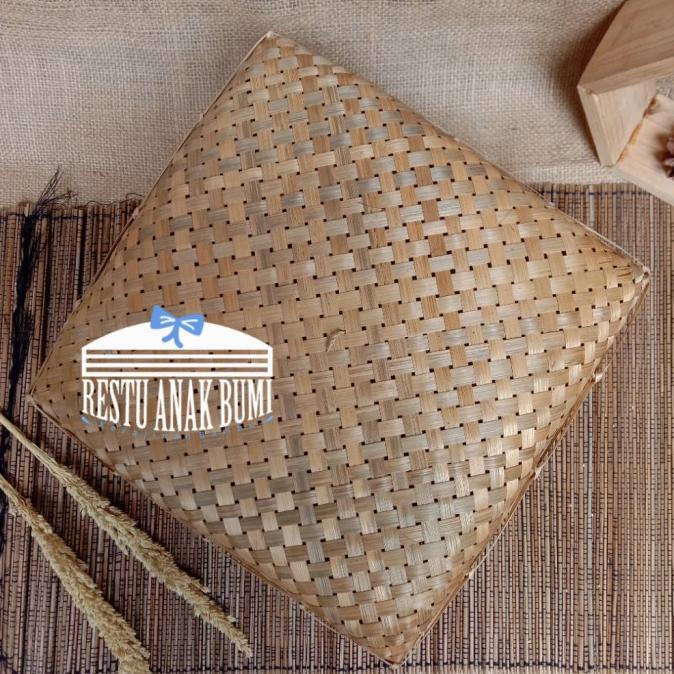 

BISA BAYAR DITEMPAT Besek Sokase Bambu | Hampers YSF | Besek Hampers MURAH