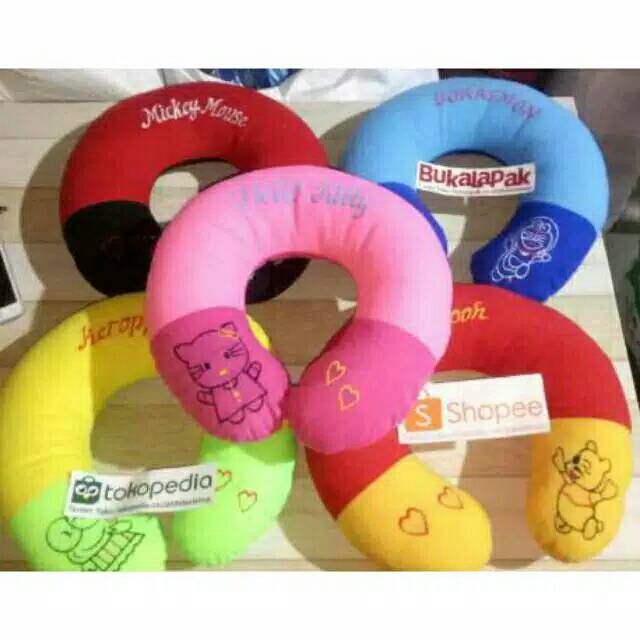 Bantal leher karakter bordir komputer